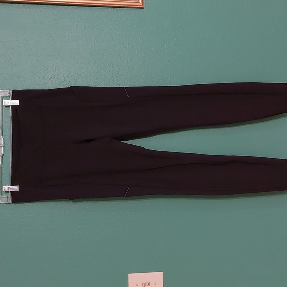 2 Prs Lululemon Speed Up Tights - Picture 7 of 10
